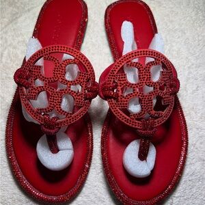 🍒New Elegant Red tory Burch pave knotted Sandals with glittery Design🍒